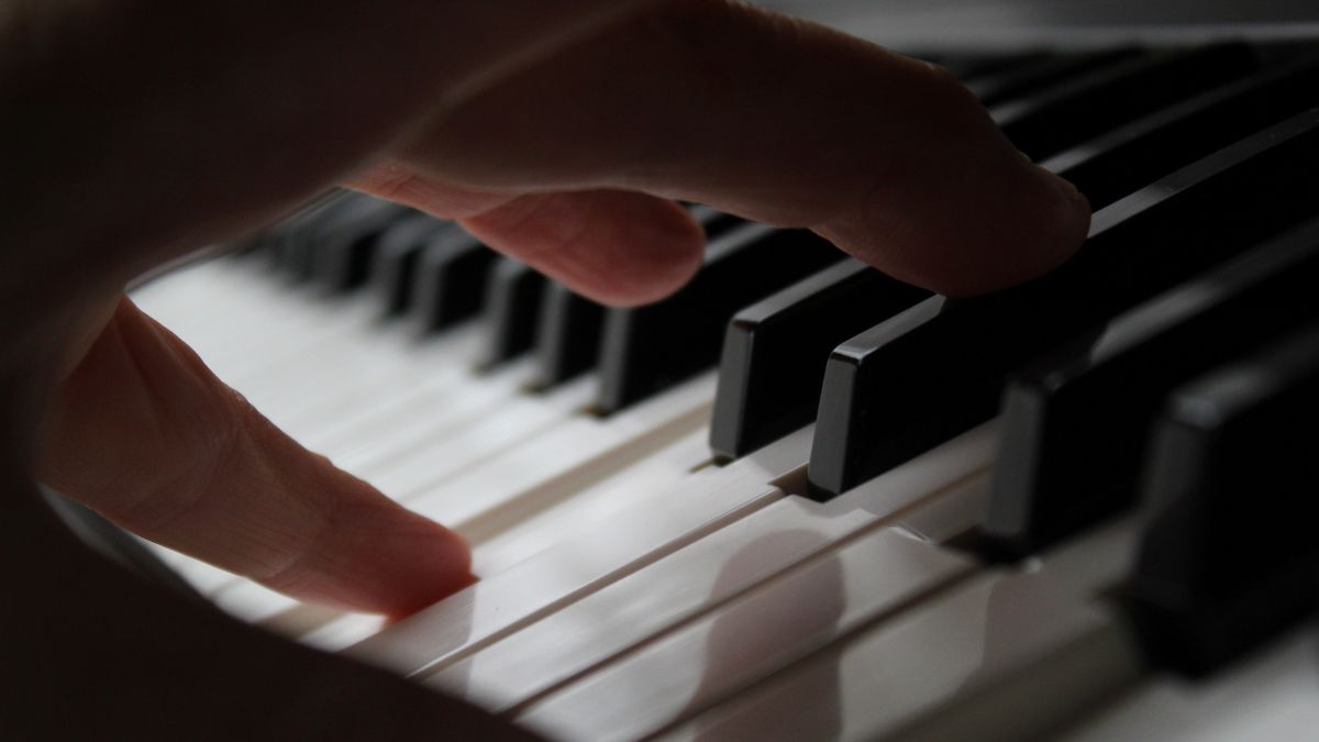 Minor Scales: How to Compose Emotional Music